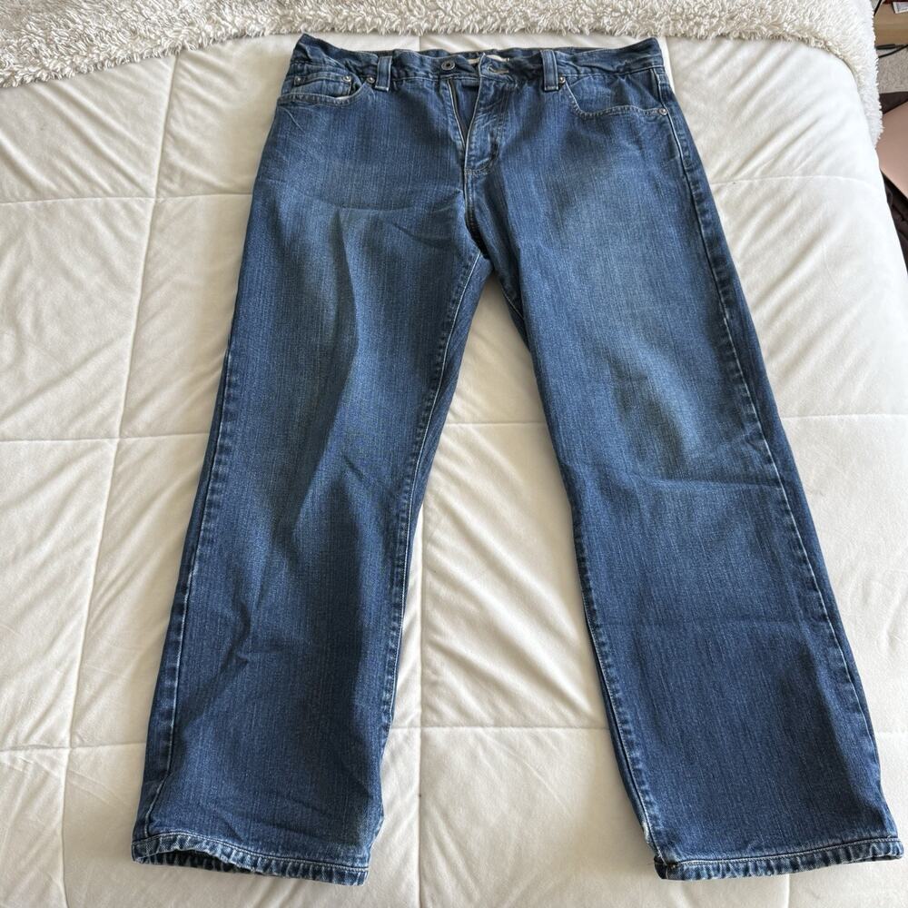 L.L. Bean Men's 35 x 32 Standard Fit Straight Leg 100% Cotton Blue Denim Jeans